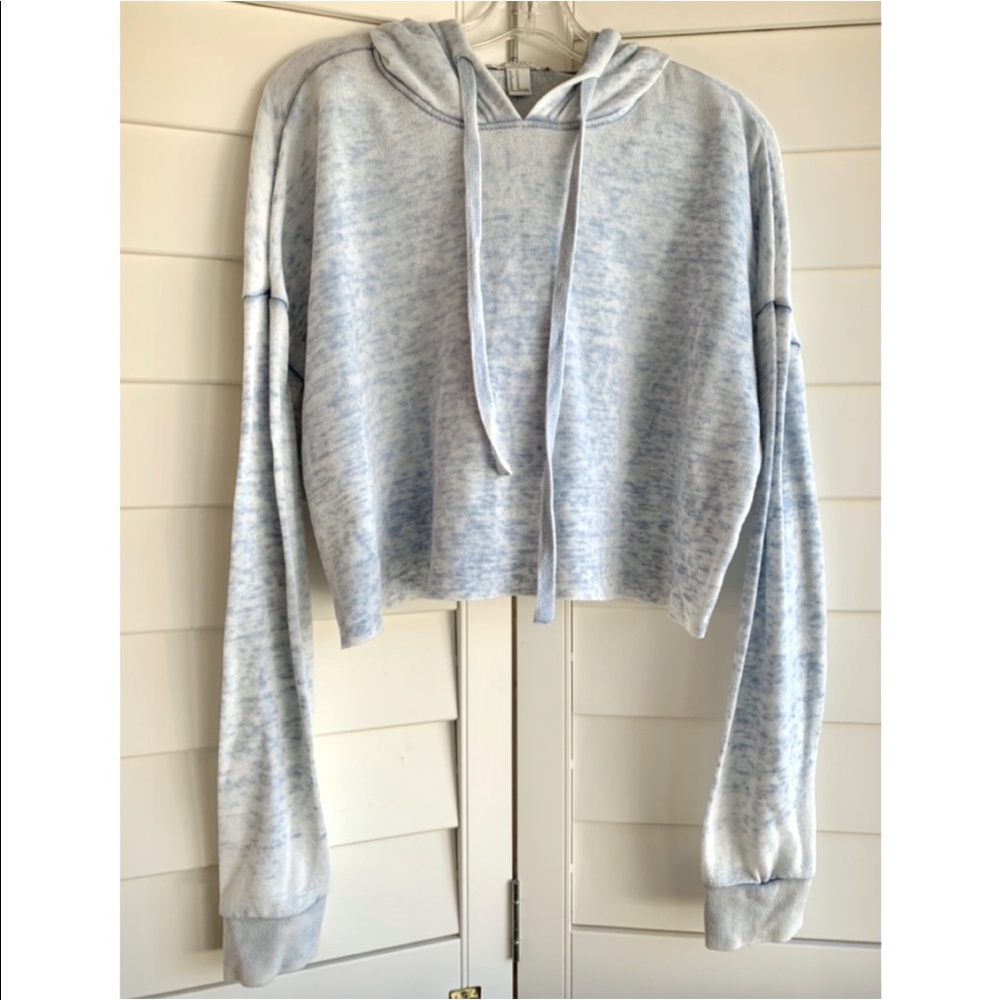 Crop Hoodie Top Size M / EUC